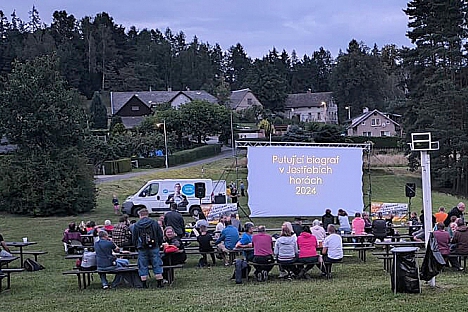 Putující Biograf v Jestřebích horách měl úspěch